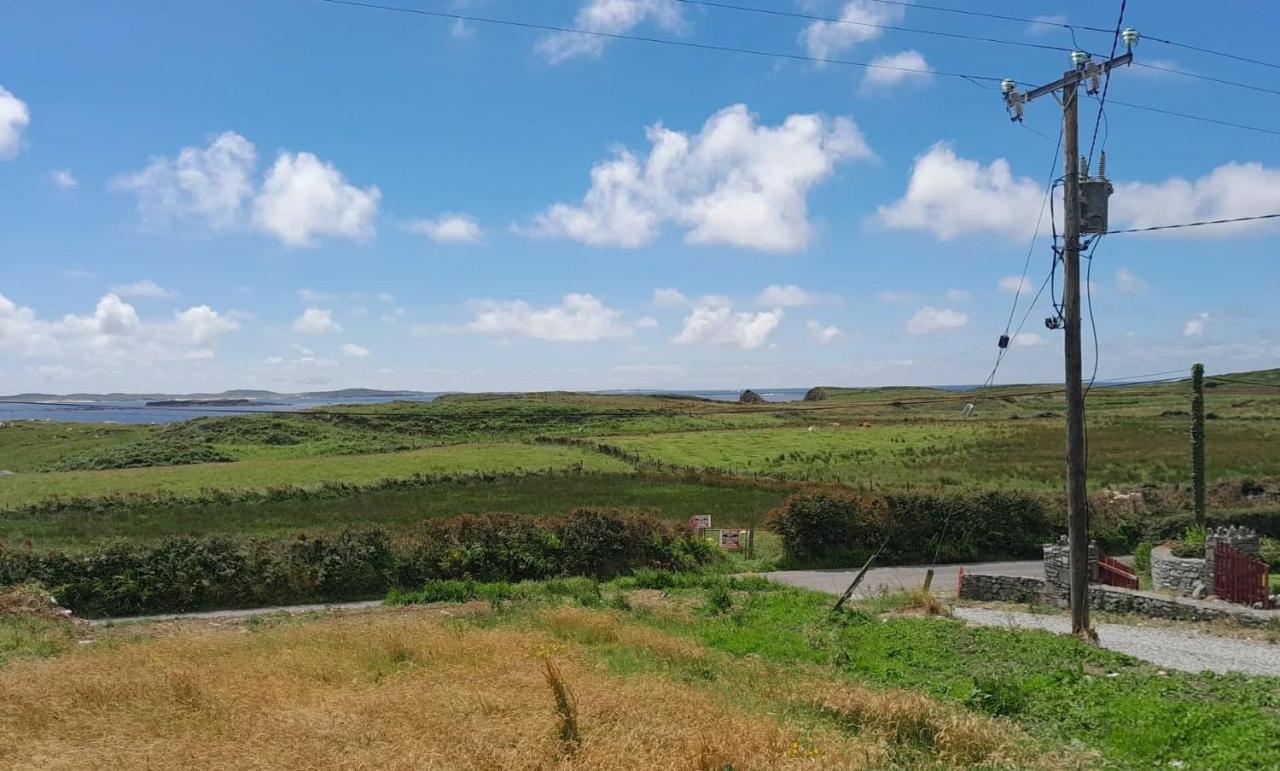 Conneelys Cottage, Connemara, Clifden, H71Y096 Экстерьер фото